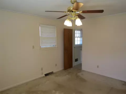 107 Shannon Dr, Pendleton, SC 29670 photo 12