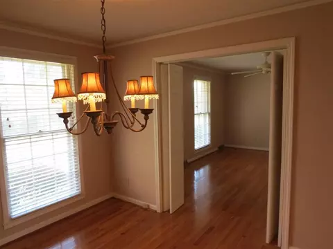 107 Shannon Dr, Pendleton, SC 29670 photo 5