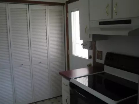 210 Dayton Dr, Easley, SC 29642 photo 10