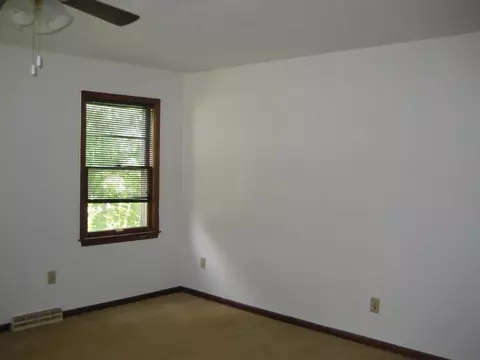 210 Dayton Dr, Easley, SC 29642 photo 17