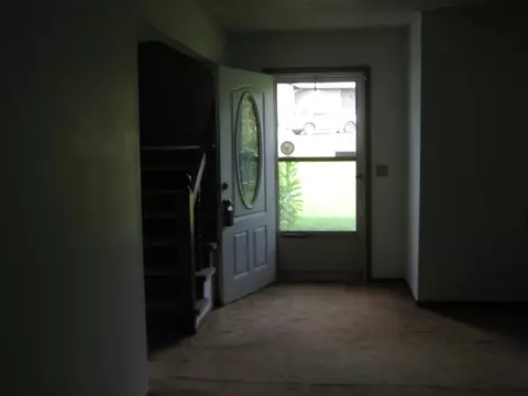 210 Dayton Dr, Easley, SC 29642 photo 3