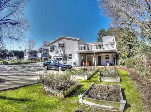 705 S E, Easley, SC 29640 photo 35