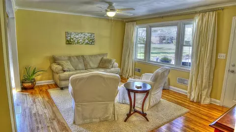705 S E, Easley, SC 29640 photo 4
