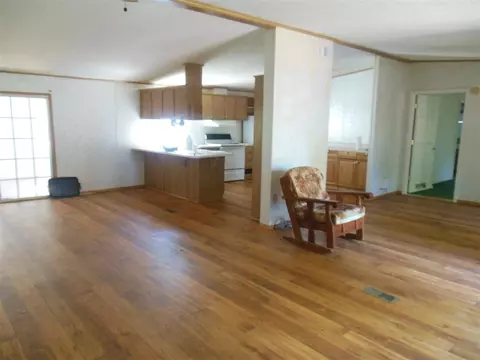 498 Liberty Rd, Iva, SC 29655 photo 8