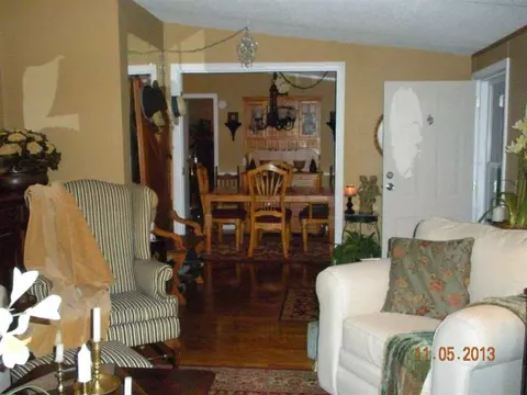 200 Freeman Rd, Pendleton, SC 29670 photo 3