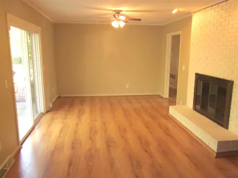 103 Hillandale Rd, Pendleton, SC 29670 photo 4