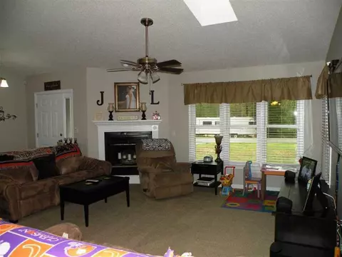 126 Cresta Verde Rd, Anderson, SC 29621 photo 2