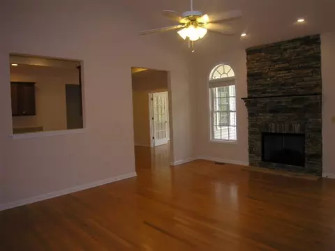 117 Gregory, Clemson, SC 29631 photo 4
