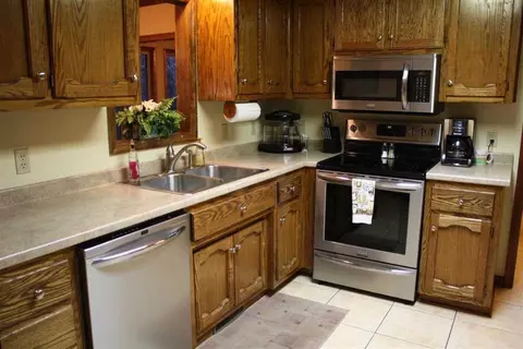 100 Stratton Ct, Easley, SC 29640 photo 12