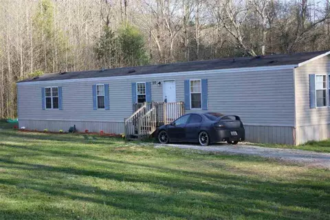 110 Dearborn Ln, Easley, SC 29640 photo 1