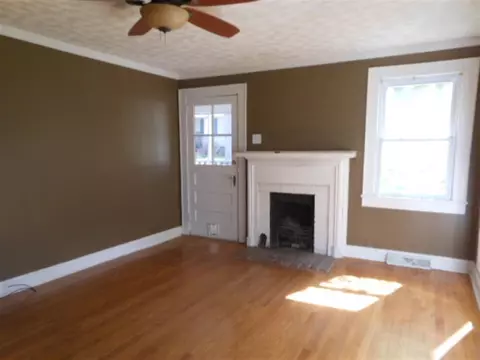 417 Cherry St, Pendleton, SC 29670 photo 8