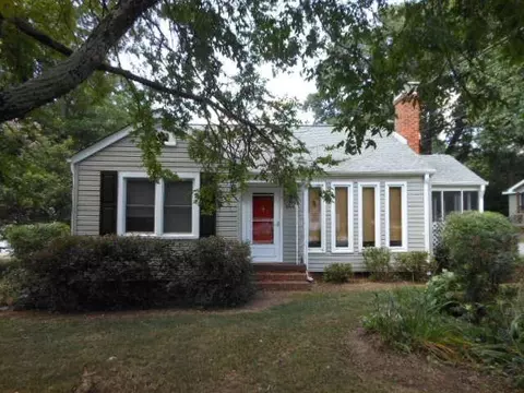 417 Cherry St, Pendleton, SC 29670 photo 1