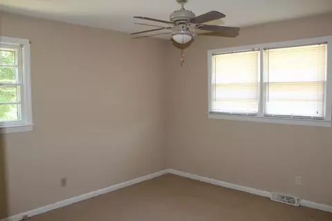 200 Iris Dr, Easley, SC 29642 photo 10