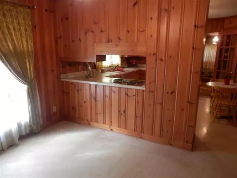 547 E Main St, Liberty, SC 29657 photo 12