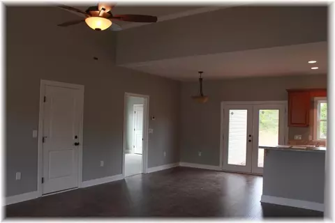 210 Maple Grove Rd, Seneca, SC 29678 photo 2