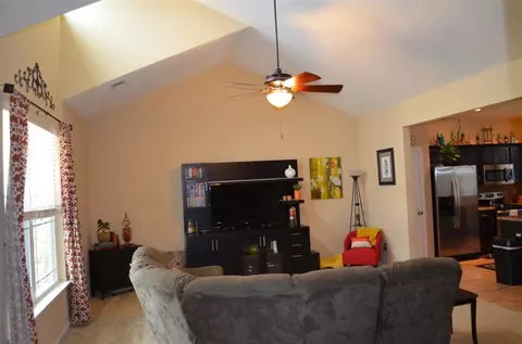 106 Duraleigh Rd, Anderson, SC 29621 photo 3