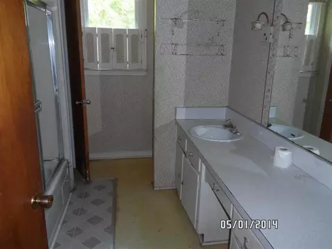 30 Ames St, Seneca, SC 29678 photo 8