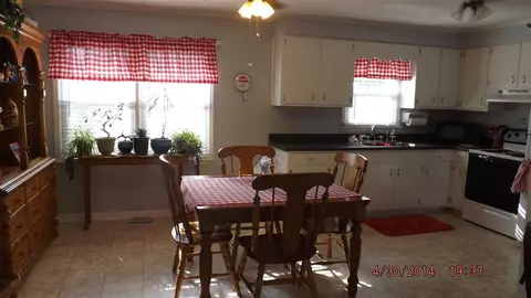 1310 Oak Dr, Pendleton, SC 29670 photo 5