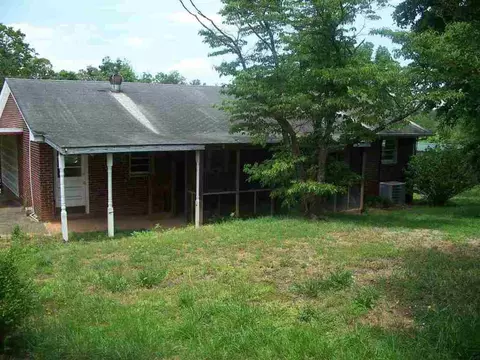 415 Coffee Rd, Walhalla, SC 29691 photo 3