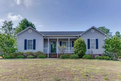 105 Timber Dr, Pickens, SC 29671 photo 1