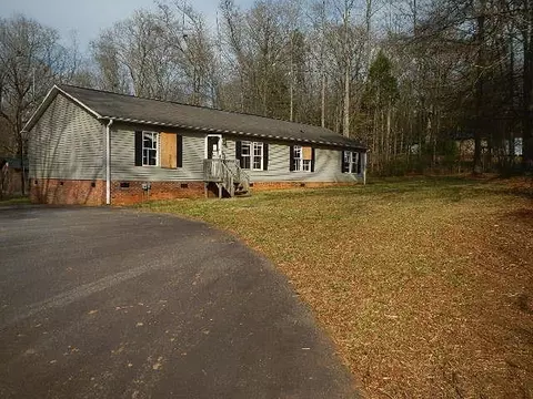 411 E Highway 8, Pelzer, SC 29669 photo 1