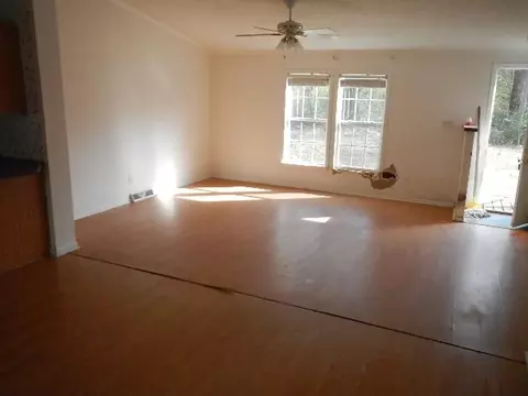 411 E Highway 8, Pelzer, SC 29669 photo 2