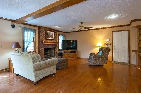 812 Cely Rd, Easley, SC 29642 photo 5