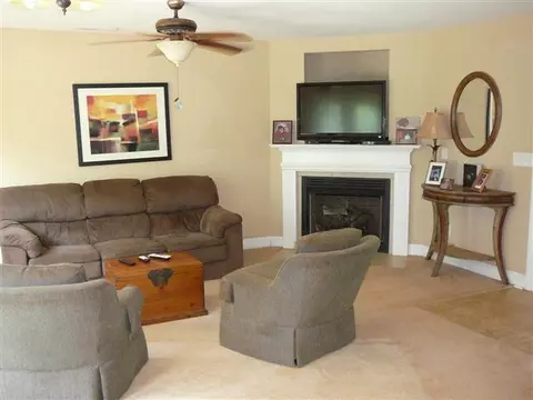 116 Running Fox Ln, Belton, SC 29627 photo 3