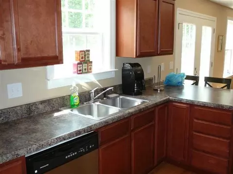 116 Running Fox Ln, Belton, SC 29627 photo 6