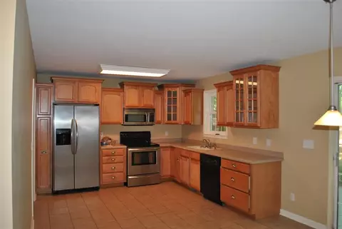 308 Morgan Dr, Central, SC 29630 photo 3