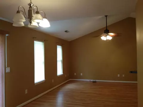 1037 Williams St, Pendleton, SC 29670 photo 7