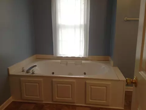 1037 Williams St, Pendleton, SC 29670 photo 9