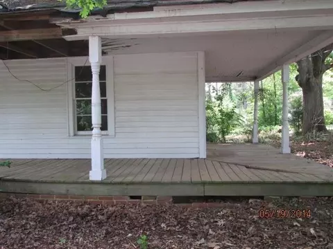 25 Dendy St, Pelzer, SC 29669 photo 2