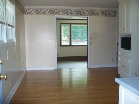 4 Glendale Ave, Williamston, SC 29697 photo 8