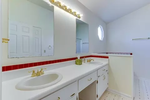 101 Walden Ln, Easley, SC 29642 photo 14