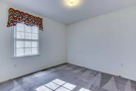 101 Walden Ln, Easley, SC 29642 photo 9