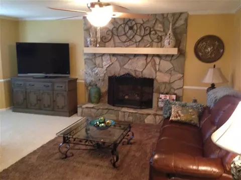 1137 Moorhead Pl, Pendleton, SC 29670 photo 4