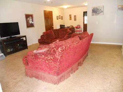 103 Quail Ln, Pelzer, SC 29669 photo 3