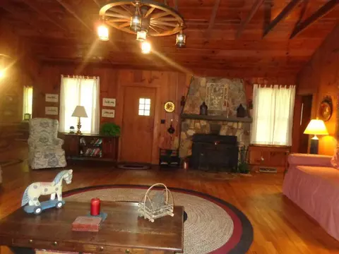 110 Bear Holw, Sunset, SC 29685 photo 10