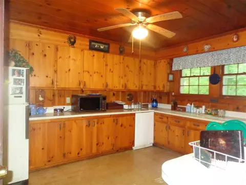 110 Bear Holw, Sunset, SC 29685 photo 5