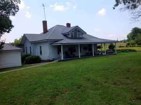 610 Wilson Rd, Central, SC 29630 photo 2