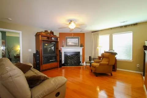 144 Worcester Ln, Easley, SC 29642 photo 4