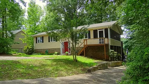 442 Spring Valley Rd, Seneca, SC 29678 photo 1