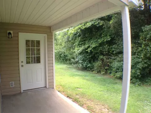 143 Crown Ct, Williamston, SC 29697 photo 5