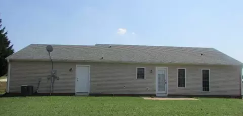 105 Wyndham Dr, Pendleton, SC 29670 photo 2