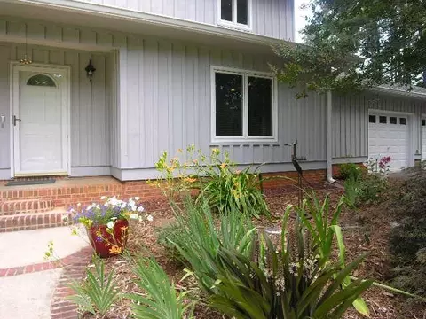 107 Berkelely Ct, Clemson, SC 29631 photo 2