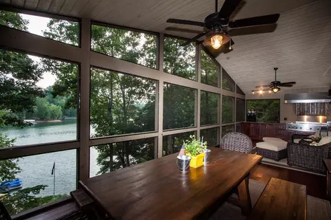 106 Cedar Cv, Sunset, SC 29685 photo 7