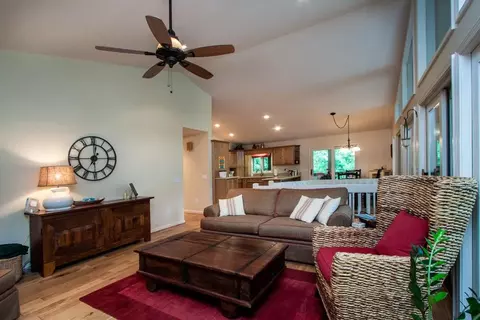 106 Cedar Cv, Sunset, SC 29685 photo 21
