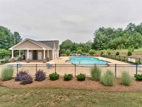 3 June Bug Ln, Williamston, SC 29697 photo 2