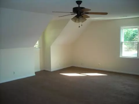 116 Creek Dr, Easley, SC 29642 photo 8